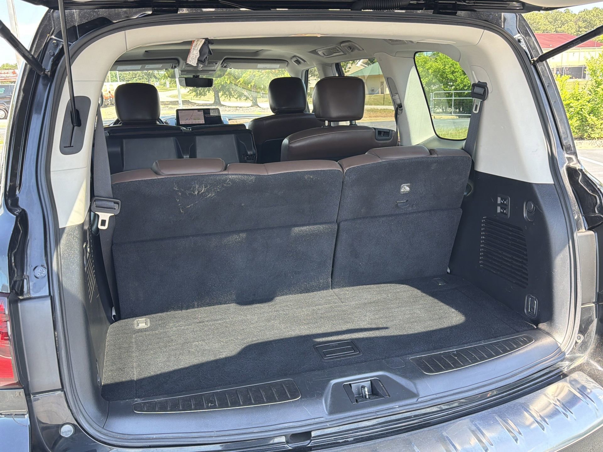 Used 2023 INFINITI QX80 Premium Select RWD image 31