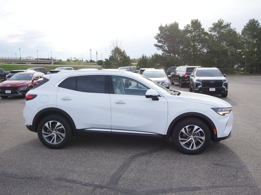 Used 2023 Buick Envision Essence AWD/4WD image 5