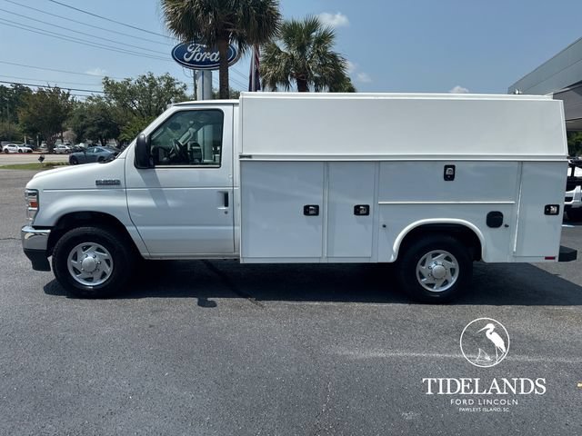 Certified 2024 Ford E-350 and Econoline 350 Super Duty w/ Power Windows & Locks Group RWD image 5