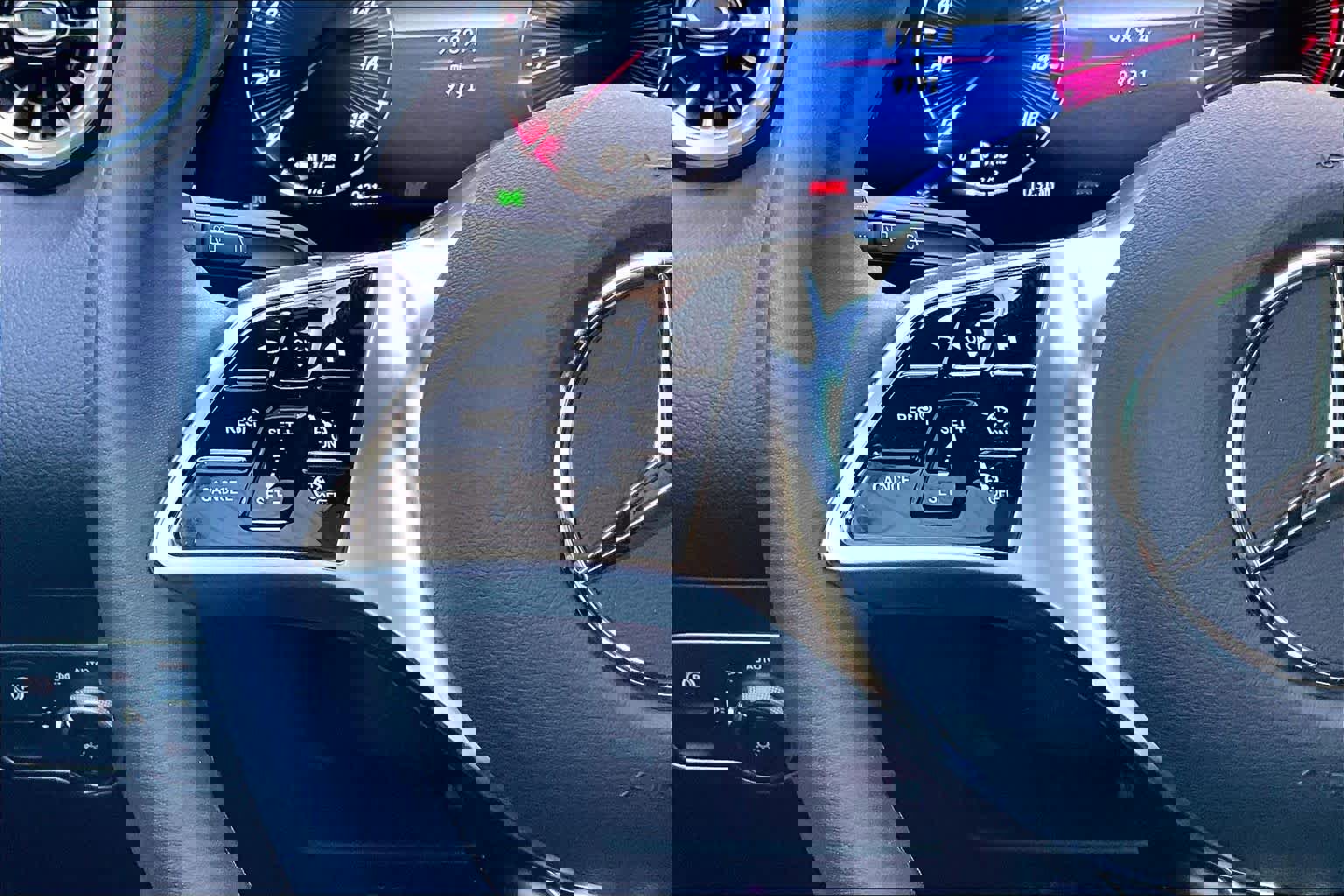 Used 2025 Mercedes-Benz GLA 250 image 25