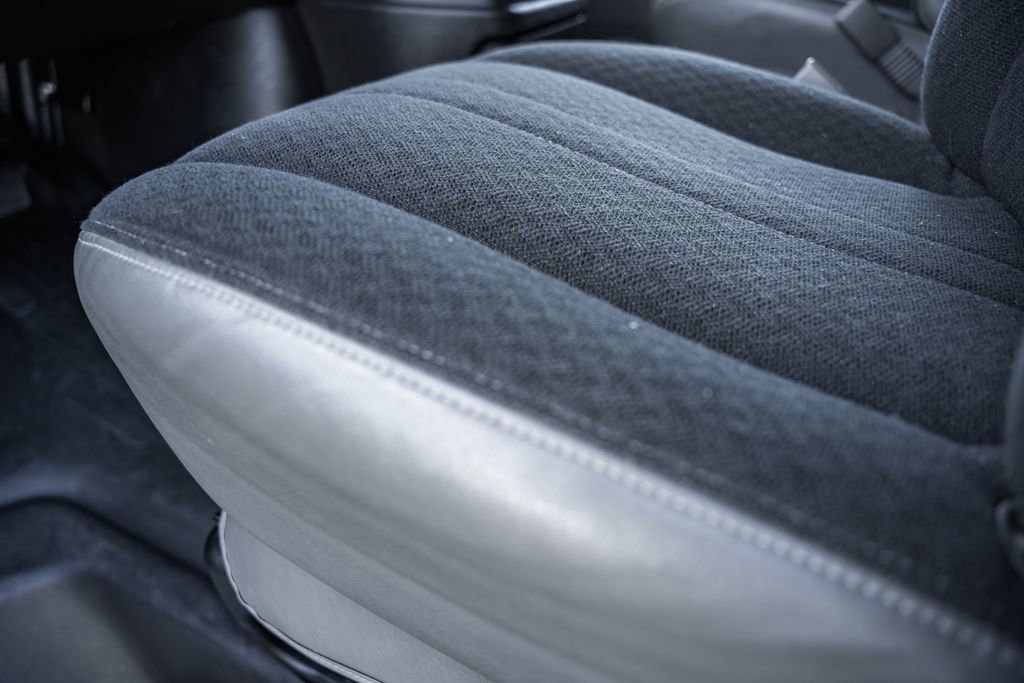 Used 2023 GMC Savana 2500 image 38