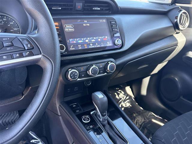 Used 2024 Nissan Kicks SV FWD image 30