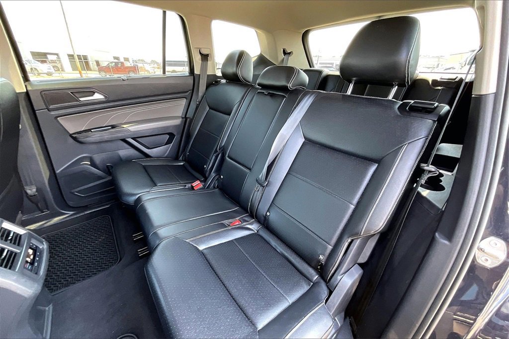Used 2021 Volkswagen Atlas SE image 19