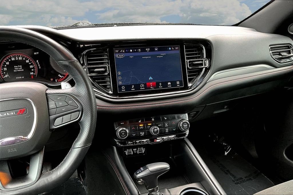 Used 2025 Dodge Durango GT AWD/4WD image 11
