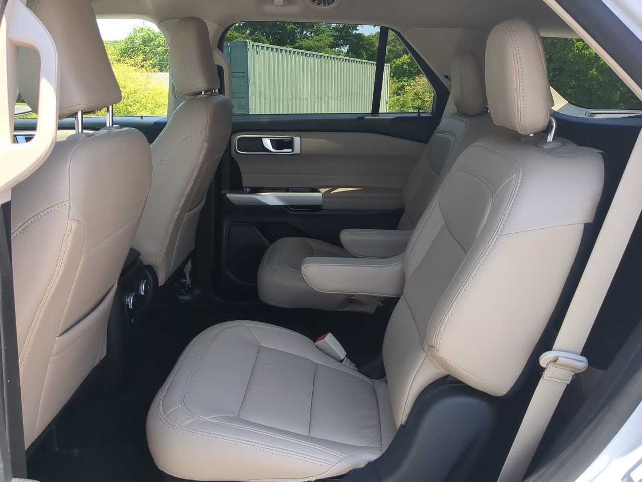 Certified 2021 Ford Explorer XLT RWD image 12