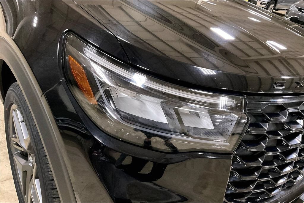 Certified 2025 Ford Explorer ST-Line w/ ST-Line Street Pack AWD/4WD image 27