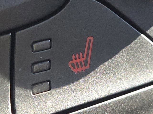 Certified 2018 Ford Escape SE w/ SE Sync 3 Package image 10