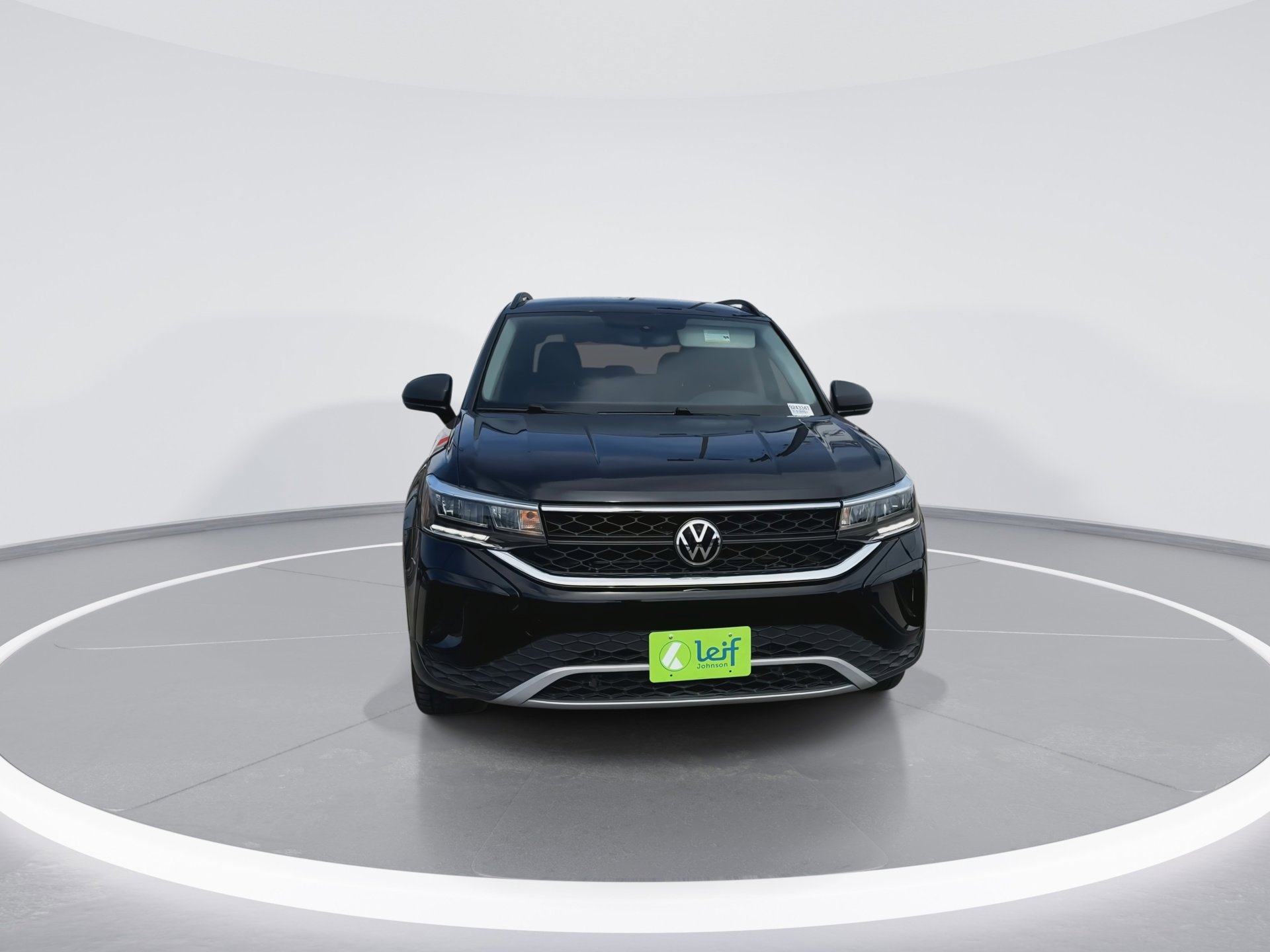 Used 2023 Volkswagen Taos S image 3