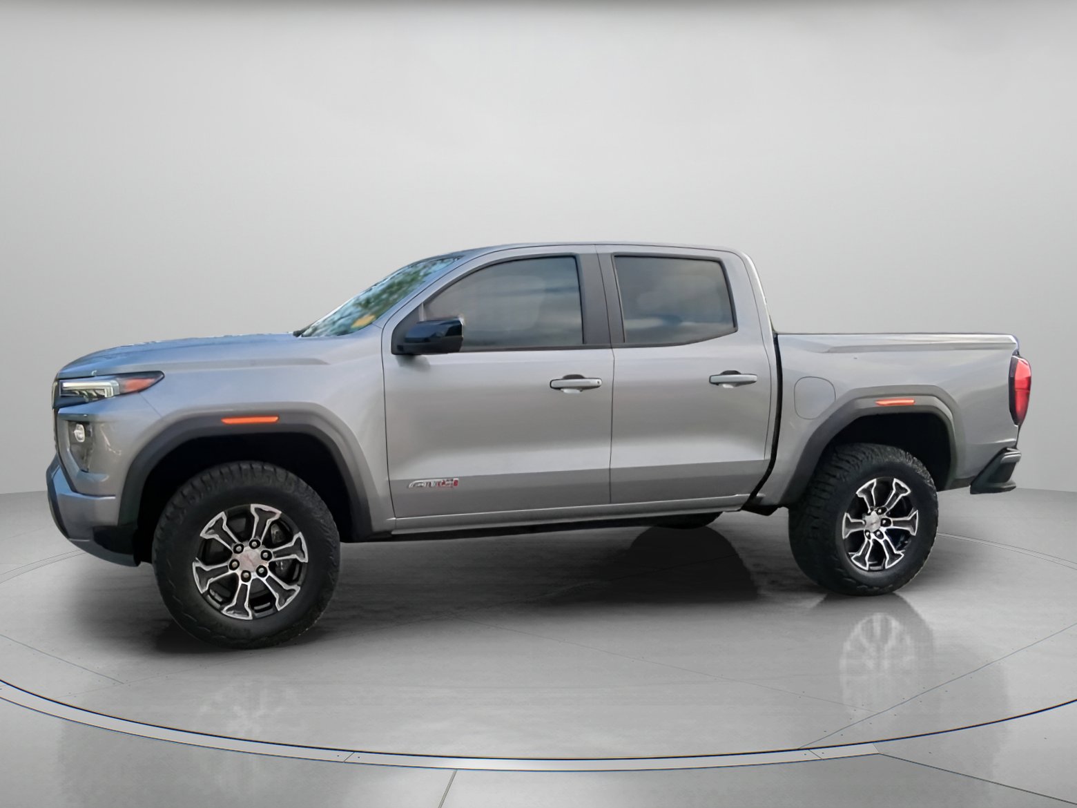 Used 2023 GMC Canyon AT4 w/ AT4 Premium Package AWD/4WD image 15