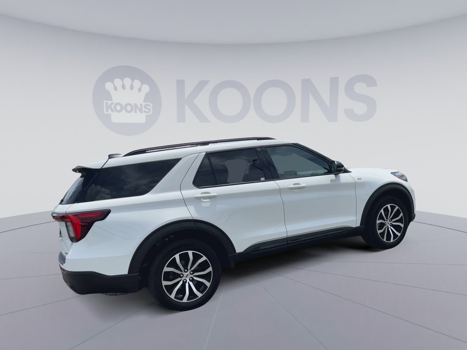 Certified 2025 Ford Explorer ST-Line AWD/4WD image 12