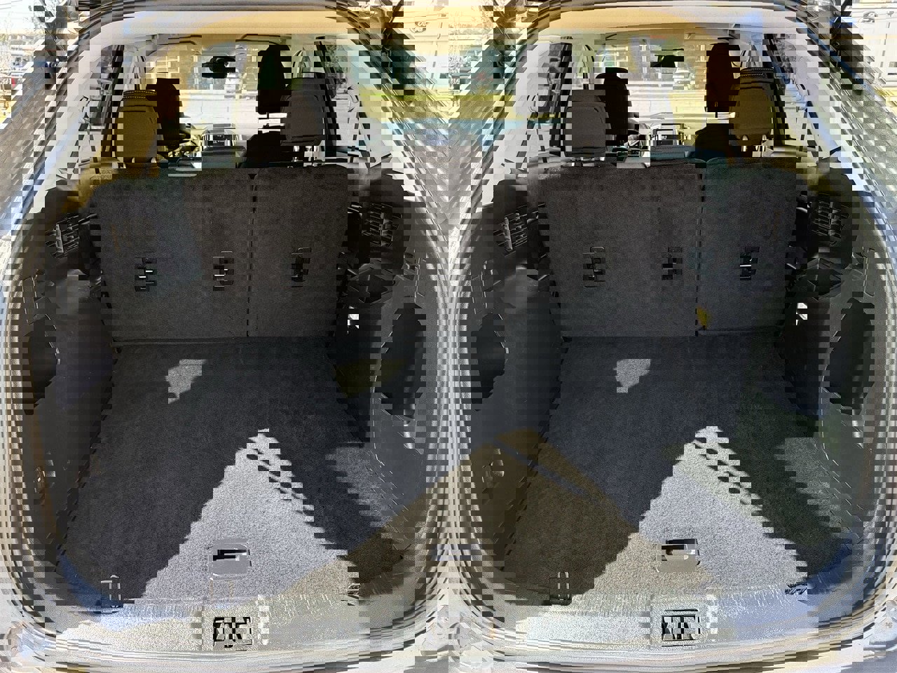 Certified 2022 Ford Edge SE w/ Black Appearance Package image 28