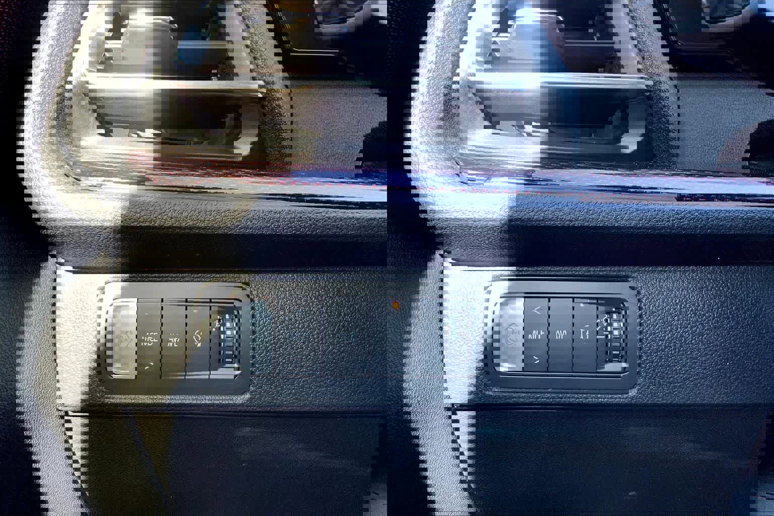 Used 2024 Chevrolet Traverse Z71 w/ Enhanced Driving Package image 36