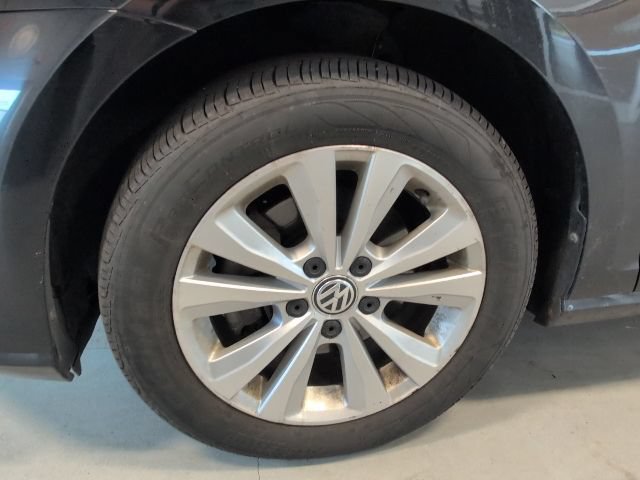 Used 2018 Volkswagen Golf S AWD/4WD image 9