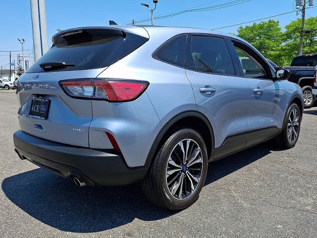 Certified 2022 Ford Escape SE w/ SE Sport Appearance Package AWD/4WD image 6