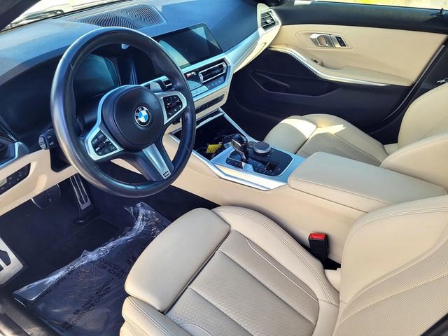 Used 2022 BMW 330i Sedan w/ M Sport Package image 10