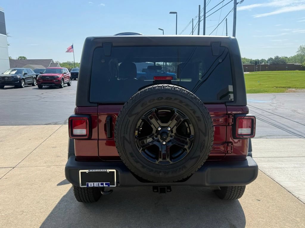 Used 2021 Jeep Wrangler Sport AWD/4WD image 8