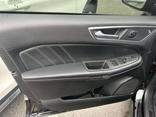 Certified 2023 Ford Edge ST image 16