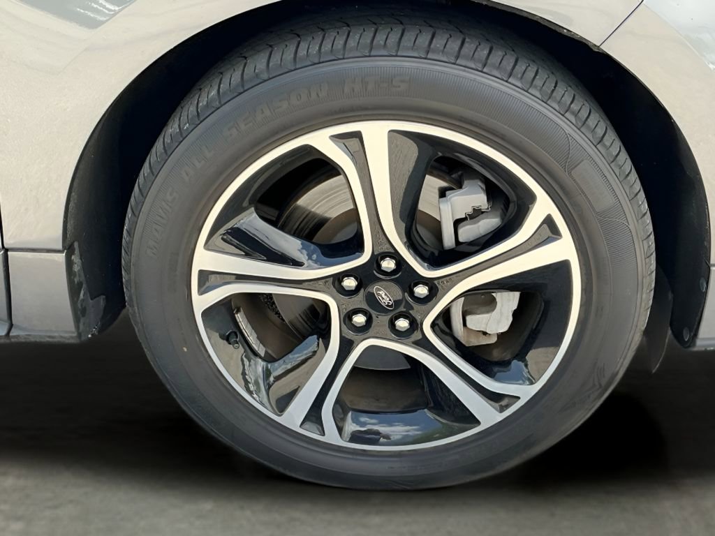 Certified 2022 Ford Edge ST image 13