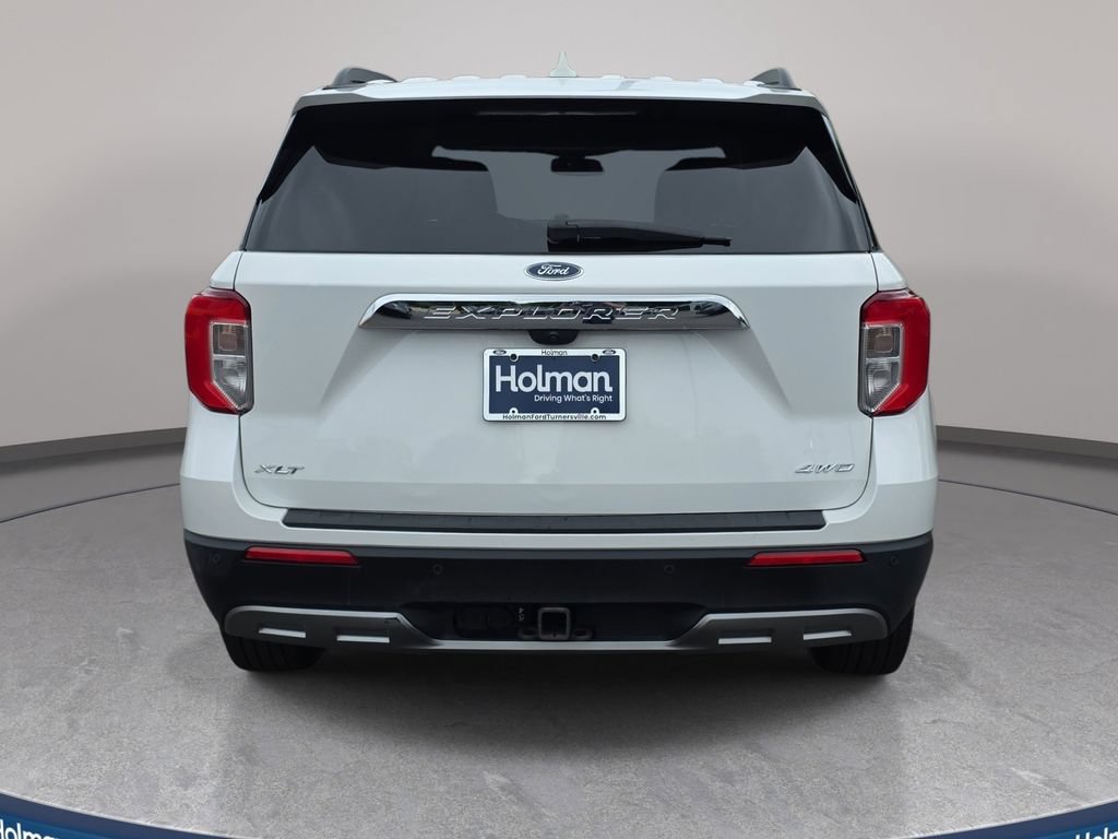 Certified 2023 Ford Explorer XLT w/ Equipment Group 202A AWD/4WD image 6
