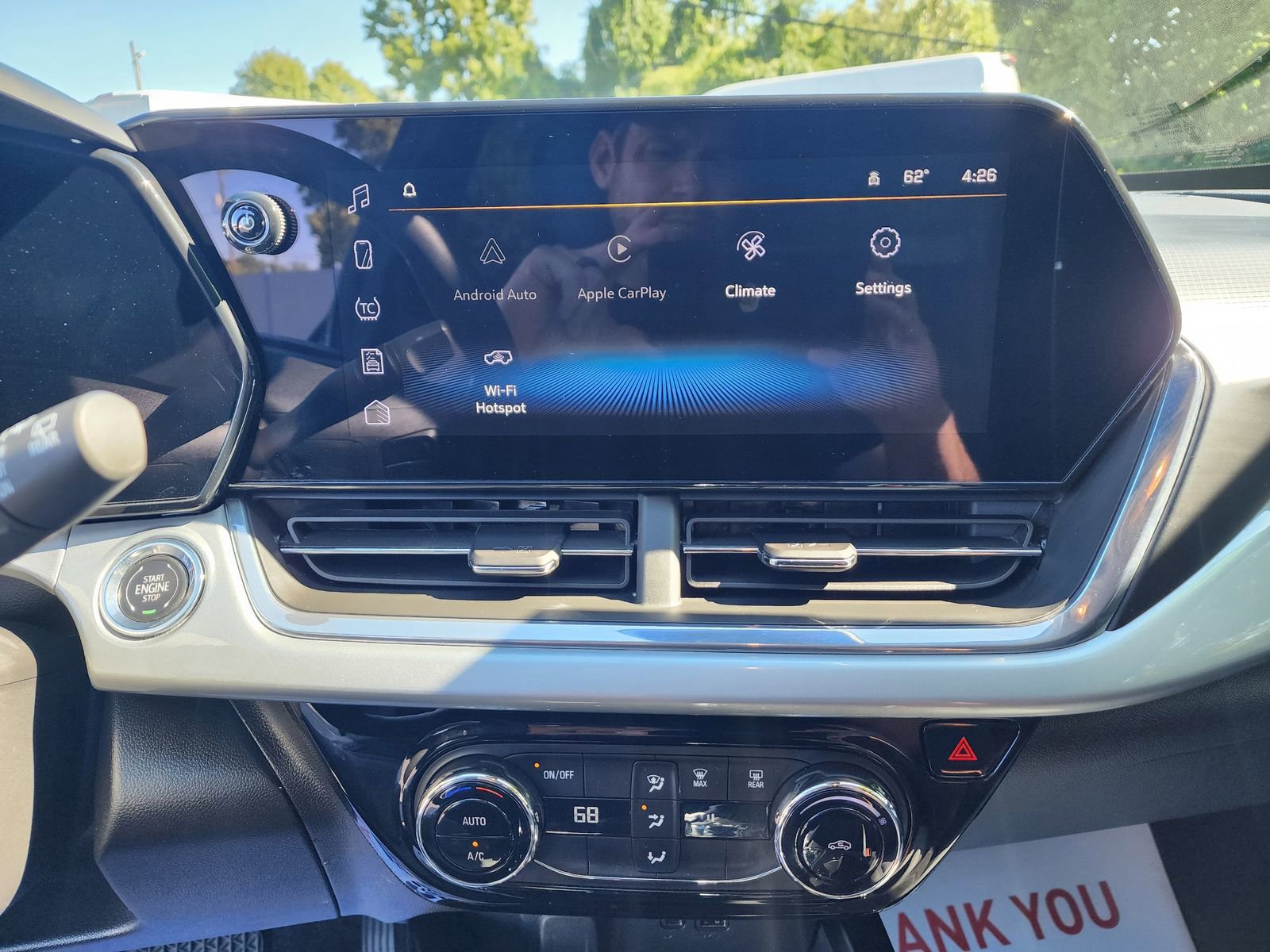 Used 2025 Chevrolet Trax LT image 9