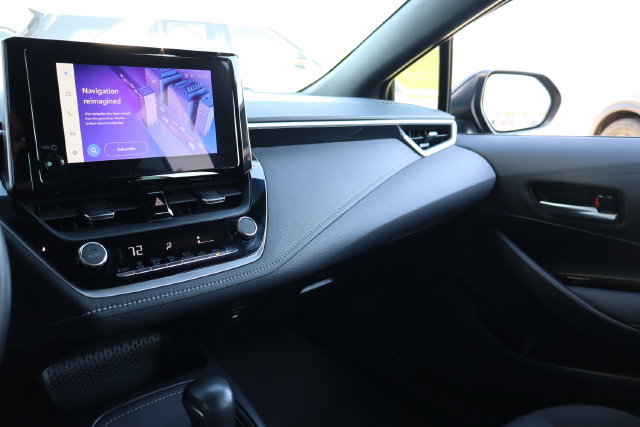 Used 2024 Toyota Corolla SE FWD image 18