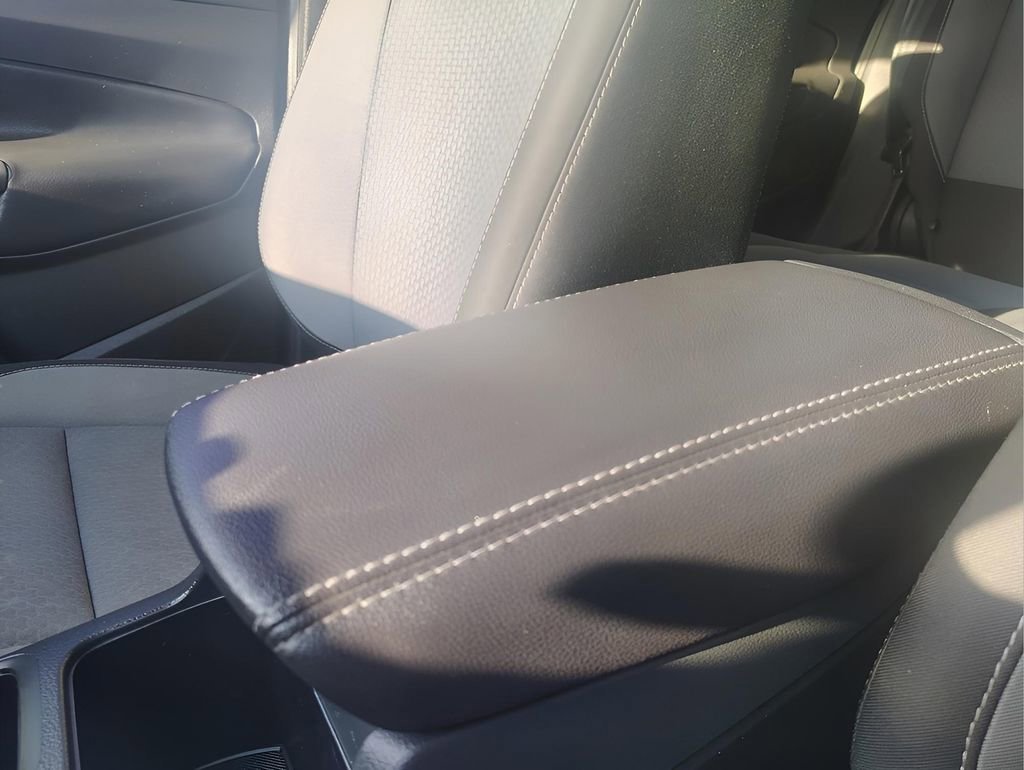 Certified 2018 Ford Escape SE image 22