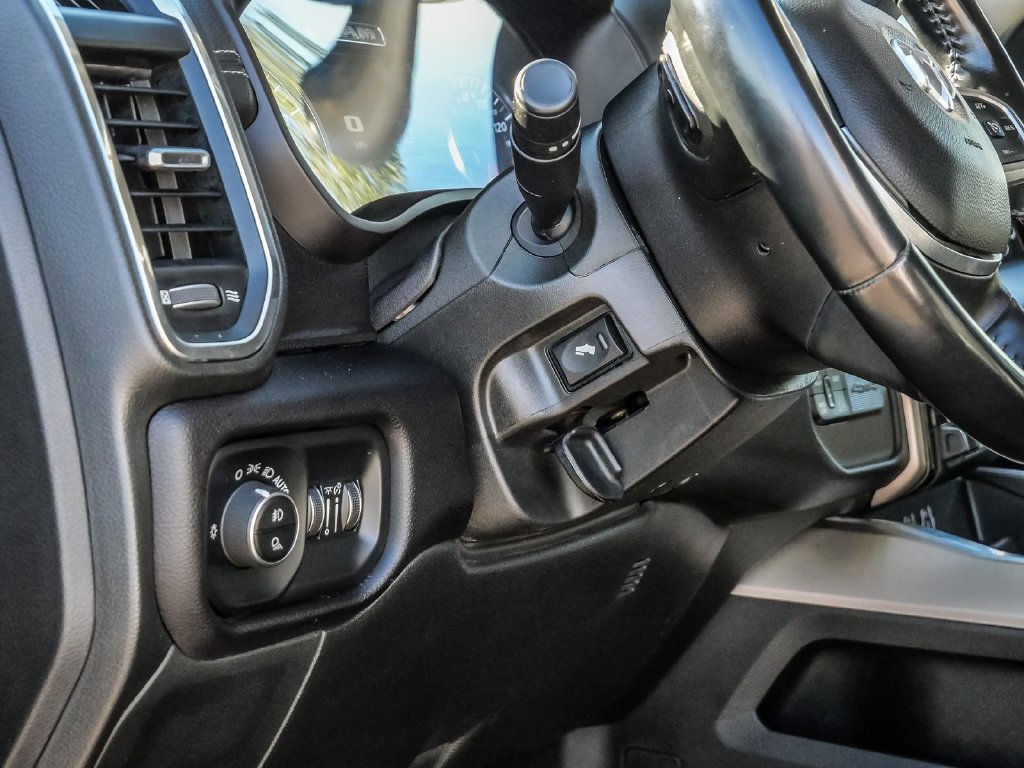 Used 2023 RAM 2500 Laramie AWD/4WD image 33