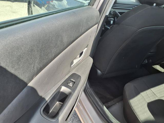 Used 2025 Hyundai Elantra SEL FWD image 22