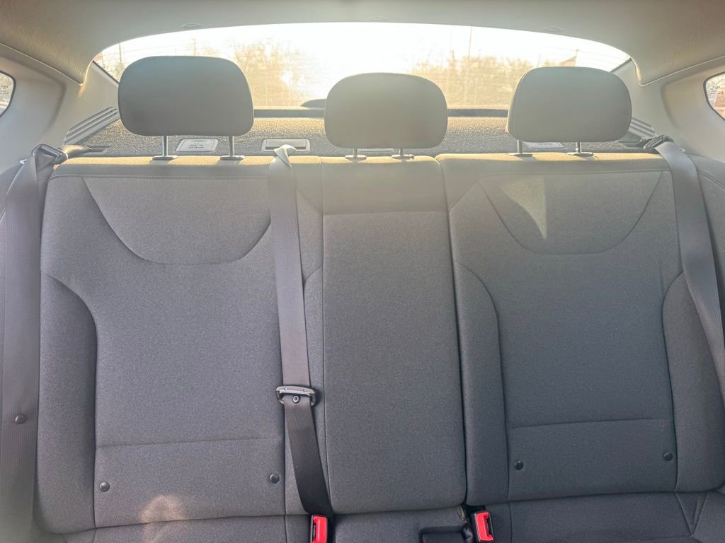 Used 2025 Kia K4 LXS image 9