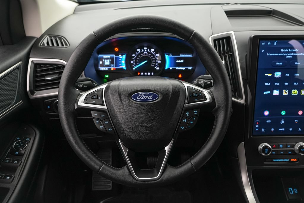 Certified 2024 Ford Edge SEL w/ Convenience Package AWD/4WD image 13
