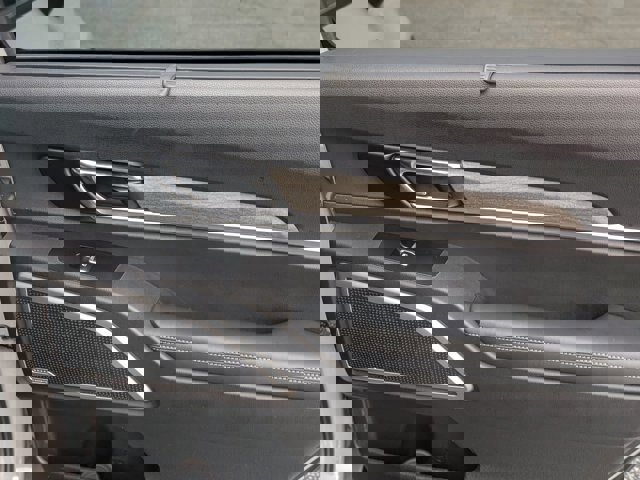 Used 2022 Kia Telluride EX w/ EX Premium Package image 35