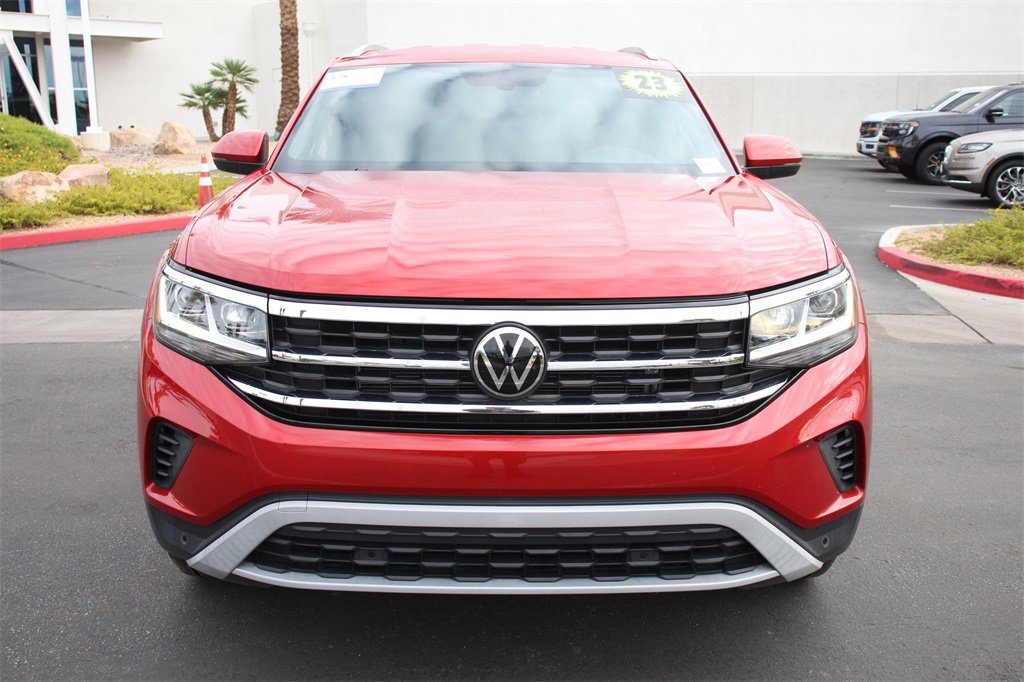 Used 2023 Volkswagen Atlas Cross Sport SE w/ Black Wheel Package image 11