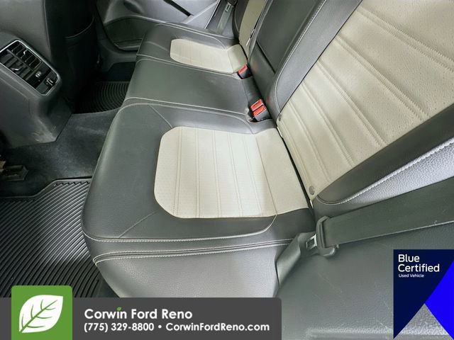 Used 2018 Volkswagen Passat 3.6 FWD image 27