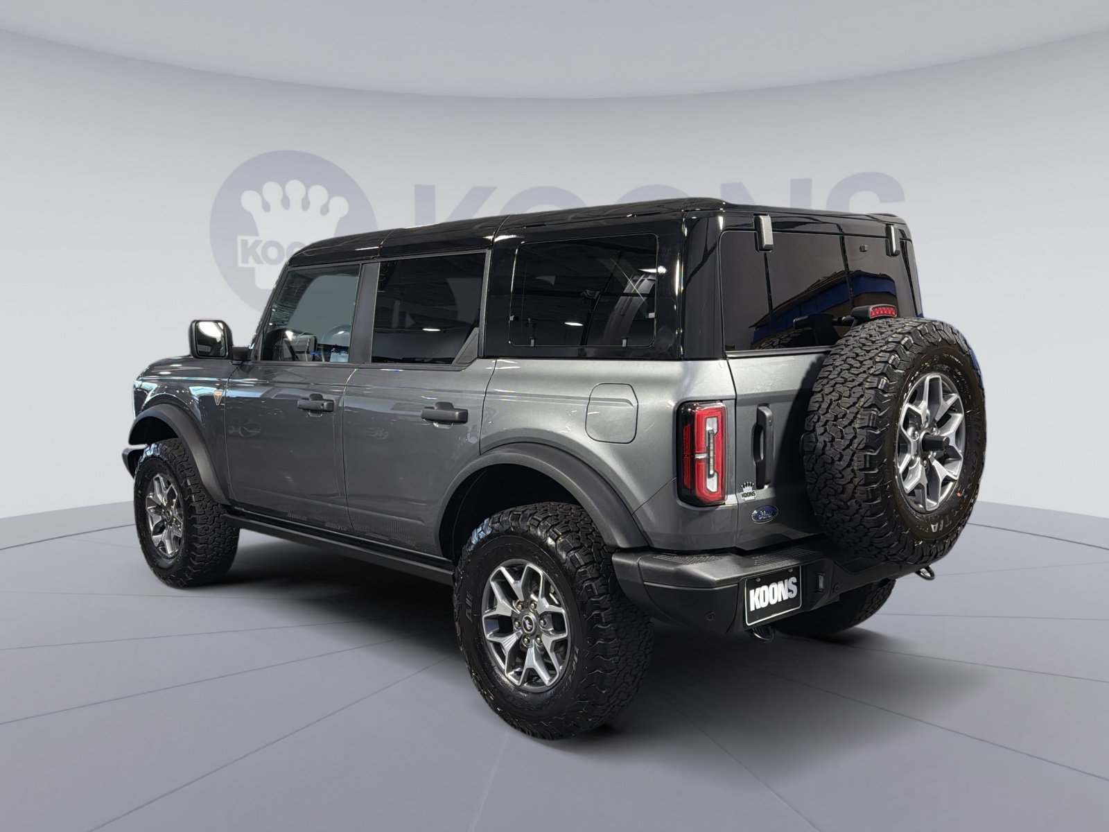 Certified 2025 Ford Bronco Badlands AWD/4WD image 4