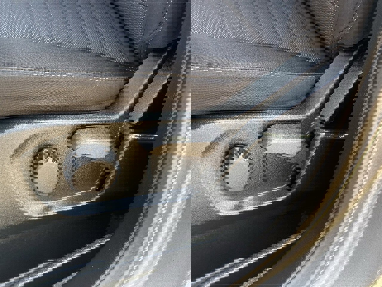 Certified 2022 Ford Edge SE w/ Black Appearance Package image 25