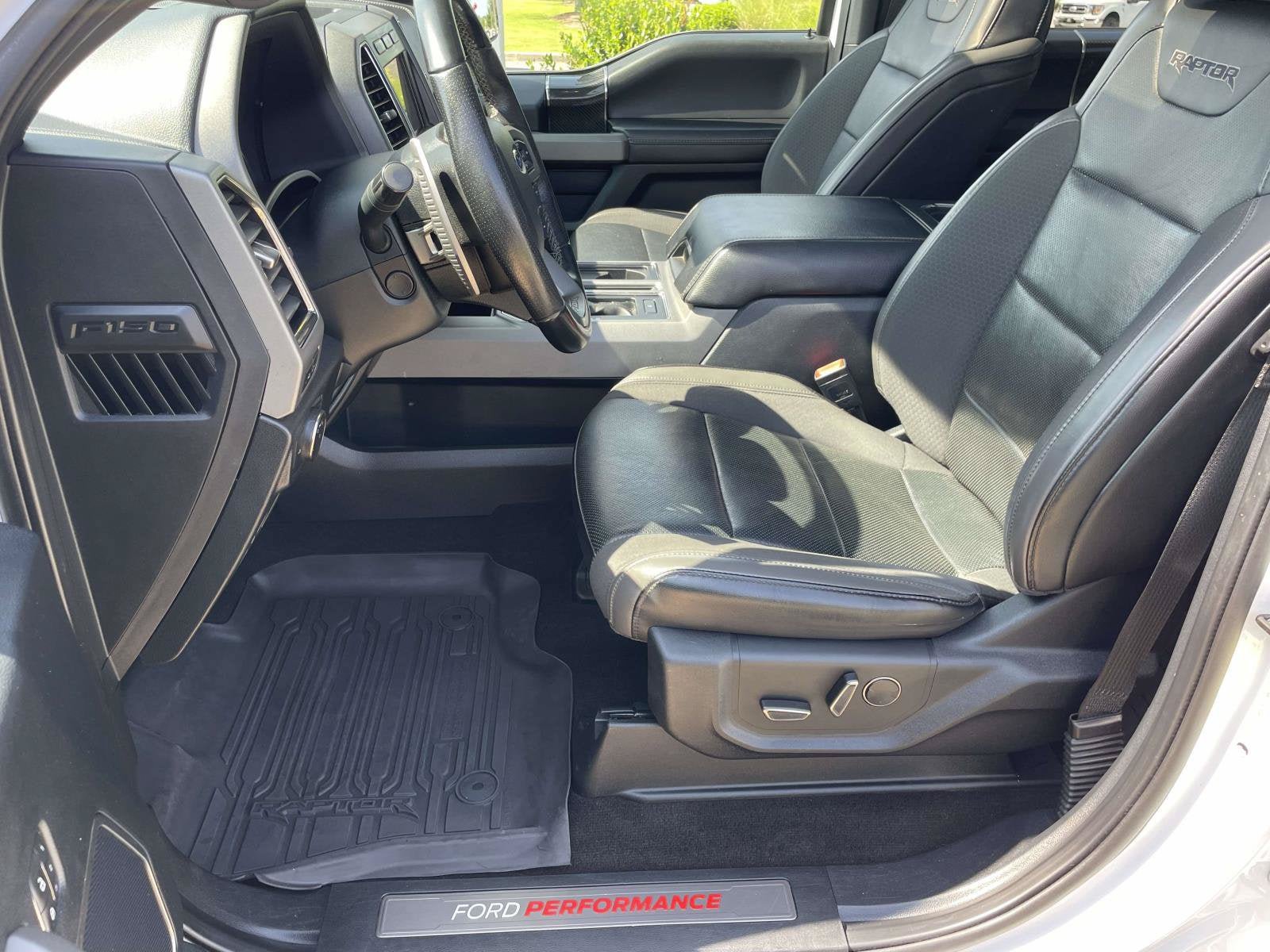 Certified 2019 Ford F150 Raptor w/ Equipment Group 802A Luxury AWD/4WD image 12