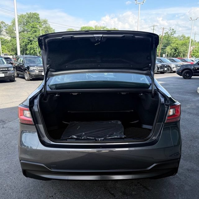 Used 2024 Subaru Legacy Limited AWD/4WD image 8