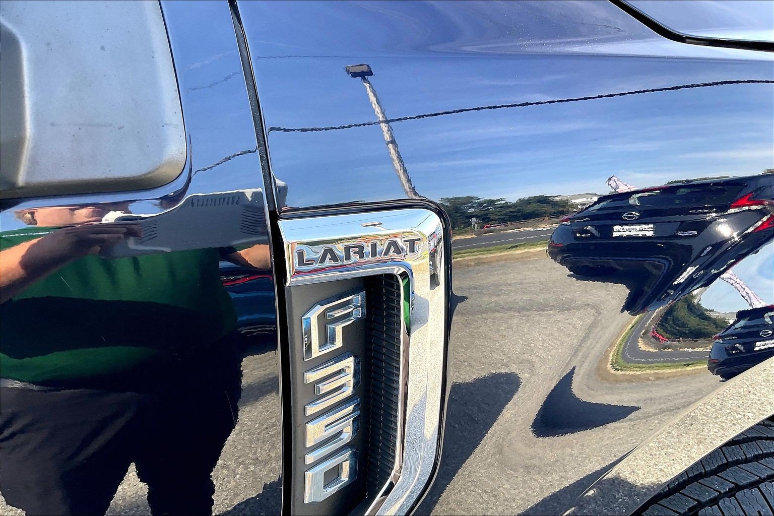 Certified 2021 Ford F350 Lariat w/ Chrome Package AWD/4WD image 8