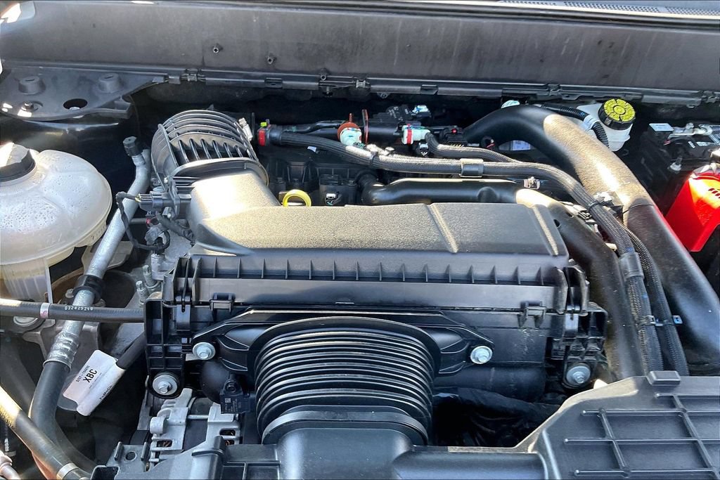 Certified 2025 Ford Maverick XLT w/ Equipment Group 302A AWD/4WD image 9