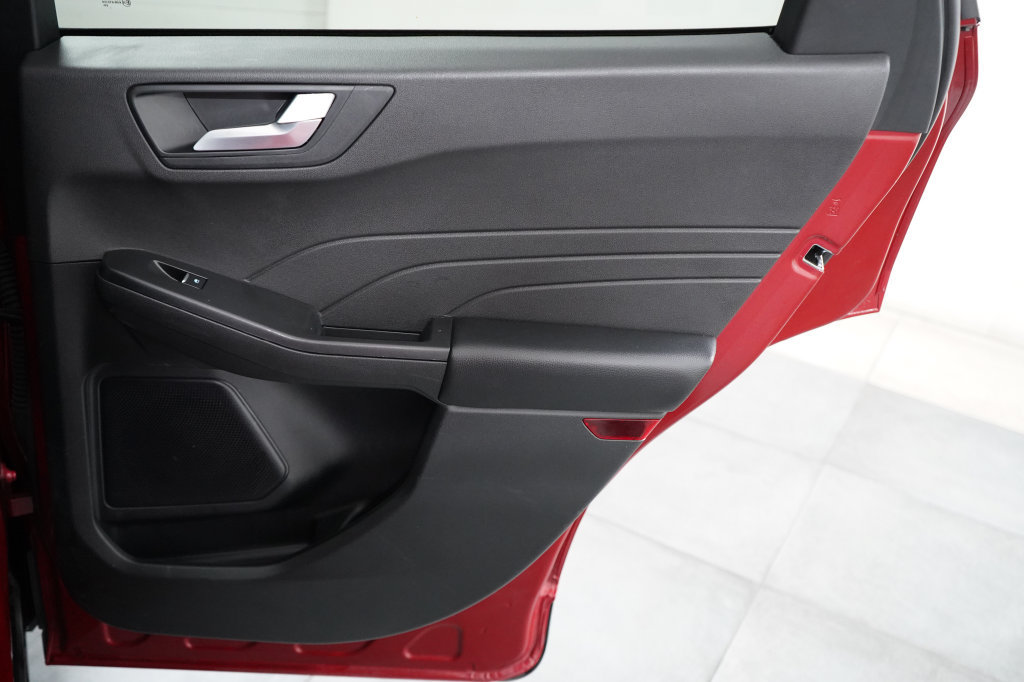 Certified 2025 Ford Escape ST-Line FWD image 24