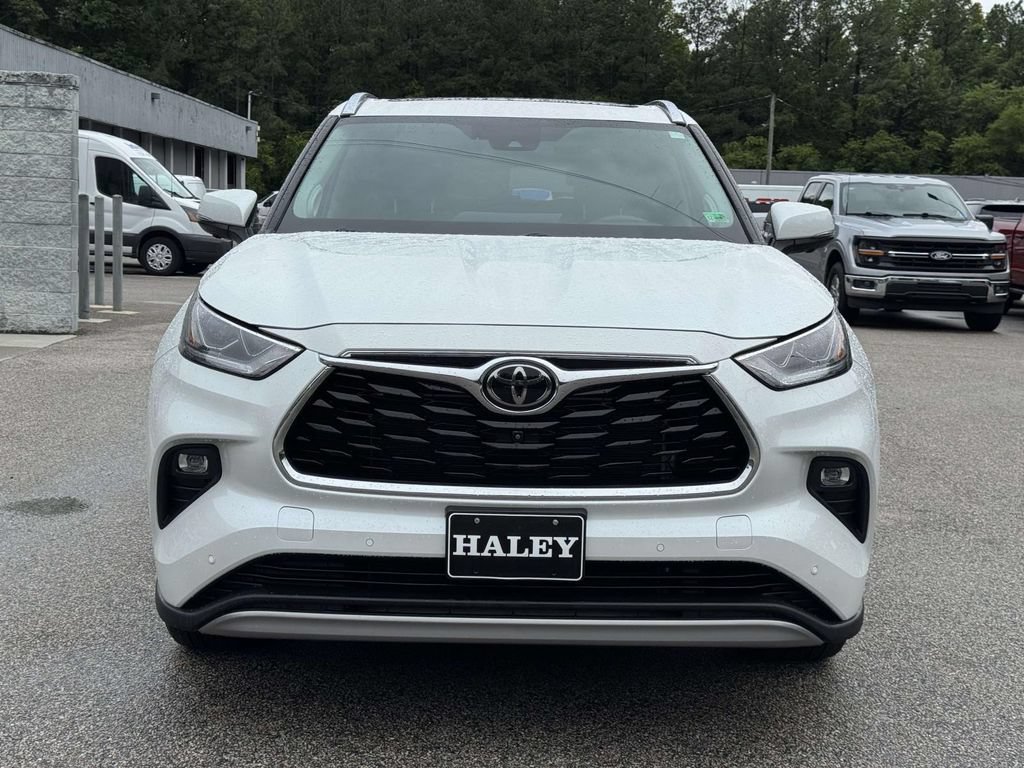 Used 2023 Toyota Highlander Platinum AWD/4WD image 27