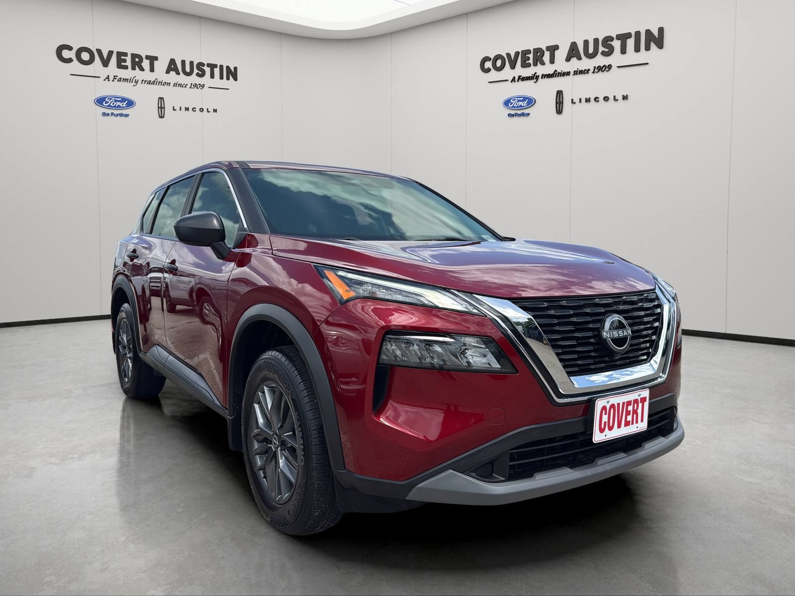 Used 2023 Nissan Rogue S FWD image 6