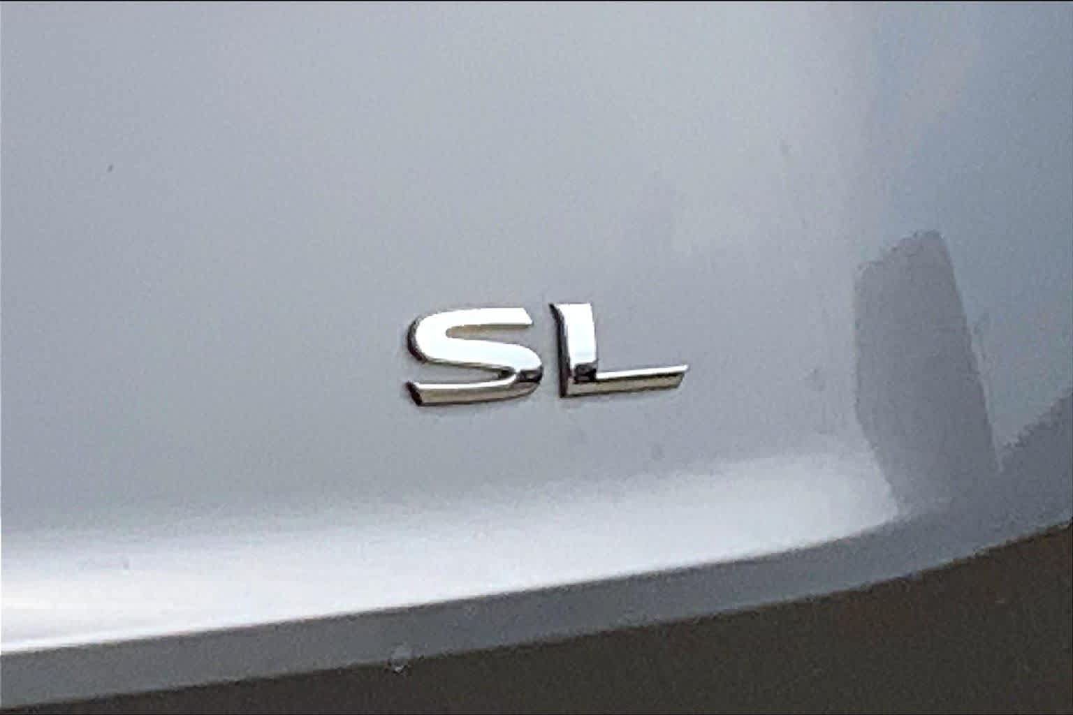 Used 2023 Nissan Rogue SL w/ SL Premium Package FWD image 10