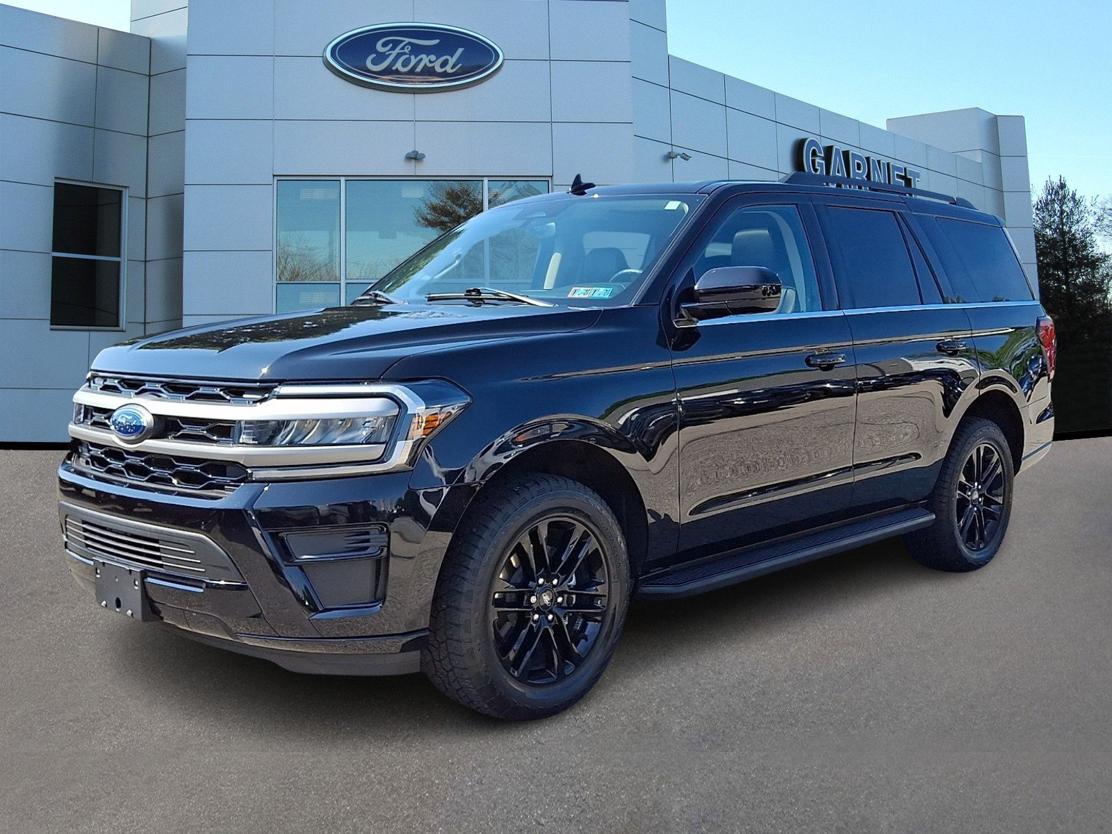 Certified 2024 Ford Expedition XLT AWD/4WD image 4