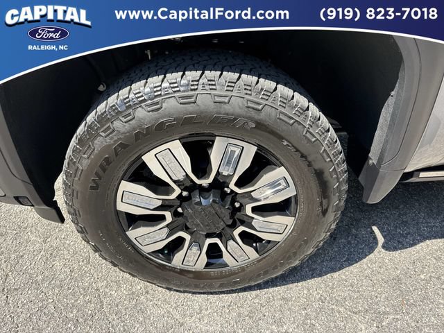Used 2025 GMC Sierra 2500 Denali w/ Denali Reserve Package AWD/4WD image 13