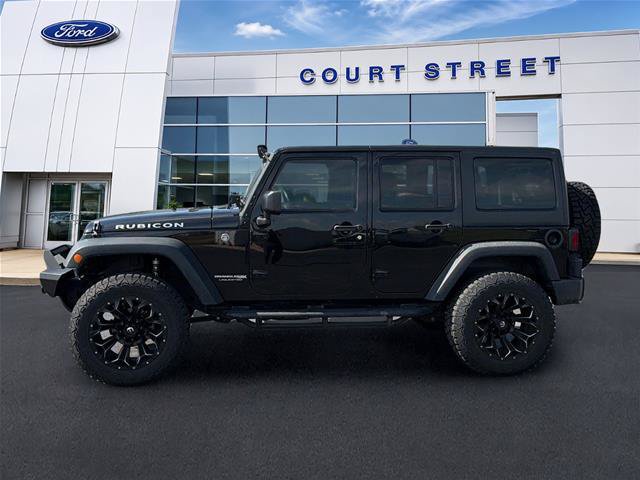 Used 2018 Jeep Wrangler Unlimited Rubicon w/ Connectivity Group AWD/4WD image 2