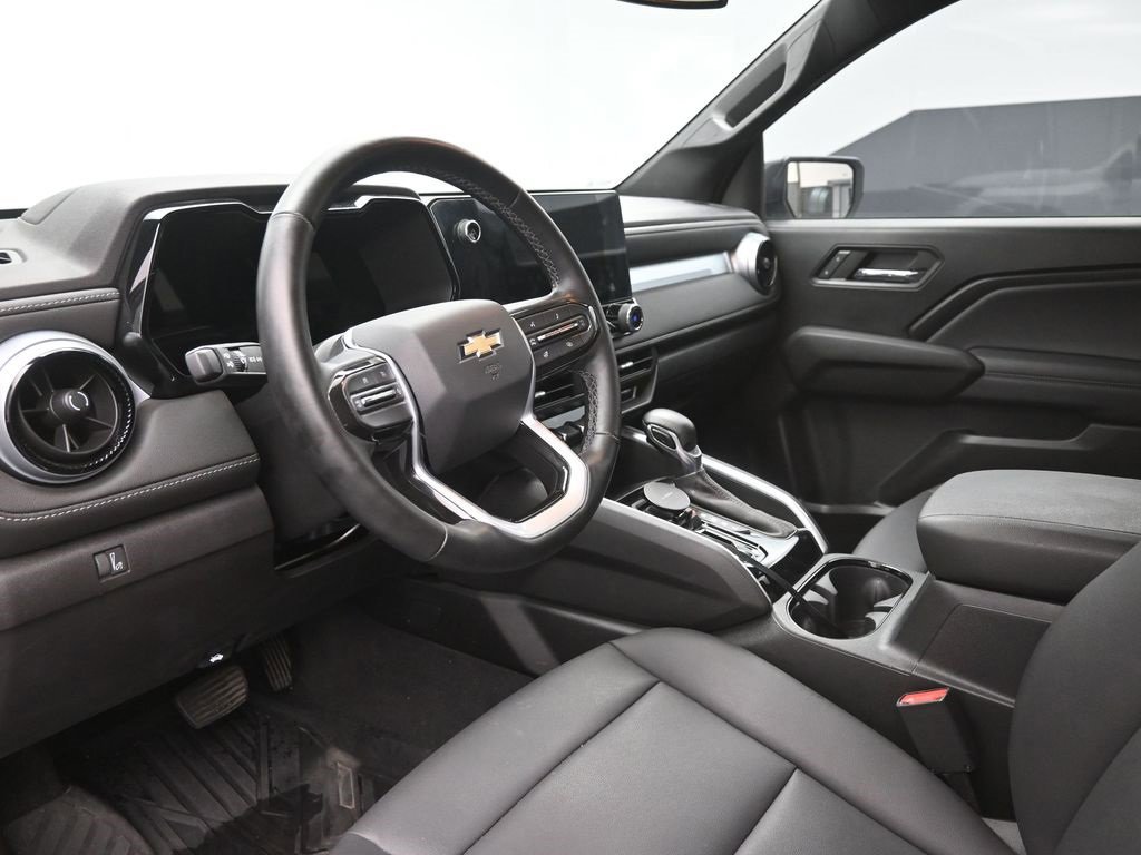 Used 2024 Chevrolet Colorado LT w/ LT Convenience Package III image 22