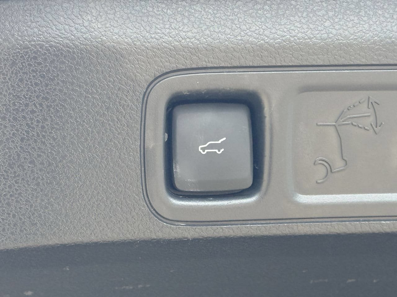 Certified 2024 Ford Expedition Limited RWD image 30