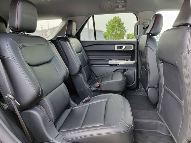 Certified 2023 Ford Explorer XLT w/ Equipment Group 202A AWD/4WD image 24