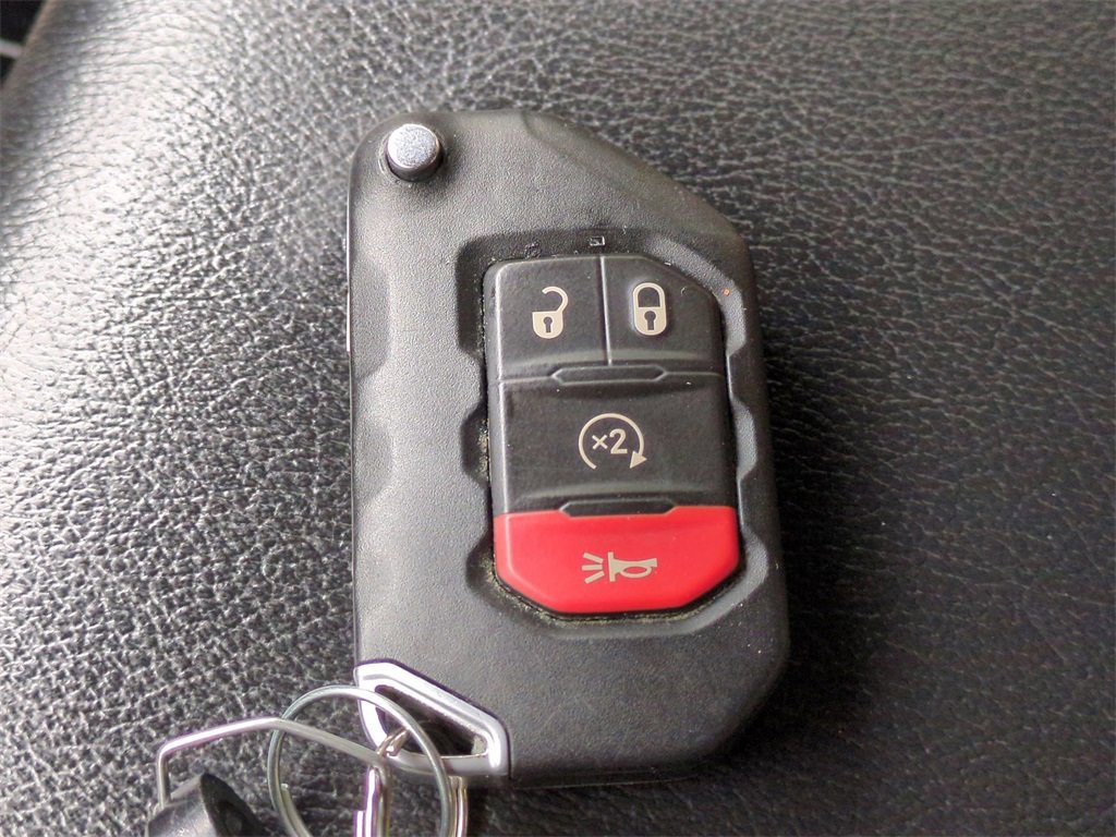 Used 2021 Jeep Wrangler Unlimited Sahara 4xe w/ Cold Weather Group image 28